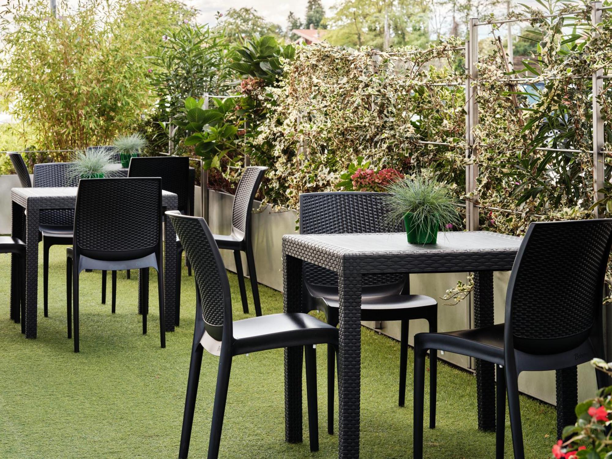 Holiday Inn Express Milan-Malpensa Airport By Ihg Somma Lombardo Esterno foto